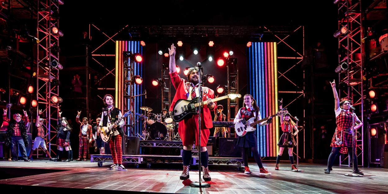 Video: First Look at SCHOOL OF ROCK at Paramount Theatre