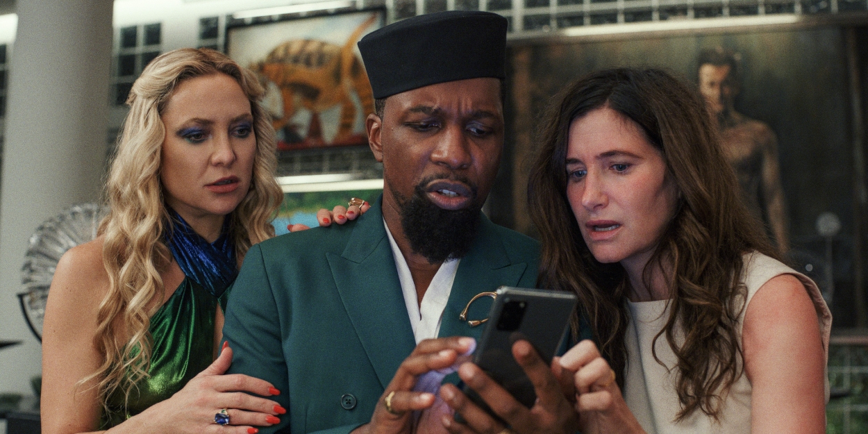 VIDEO: Leslie Odom Jr. & Daniel Craig Star in GLASS ONION: A KNIVES OUT MYSTERY… Video