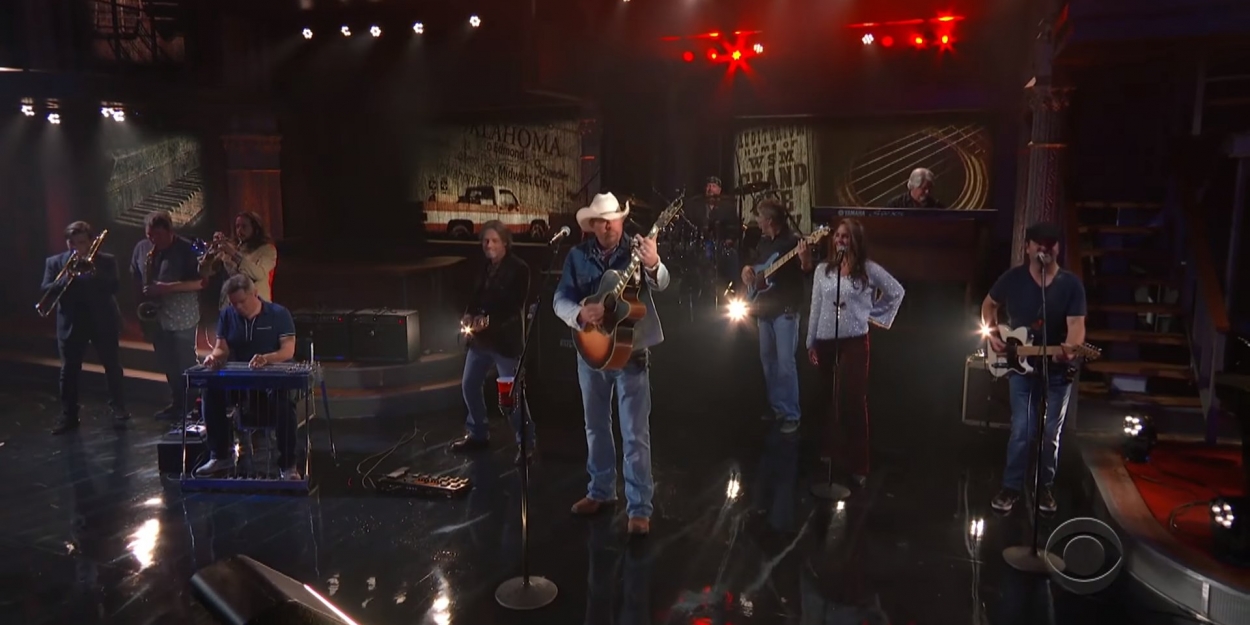 VIDEO: Toby Keith Performed 'That's Country Bro' on THE LATE SHOW WITH STEPHEN… Video