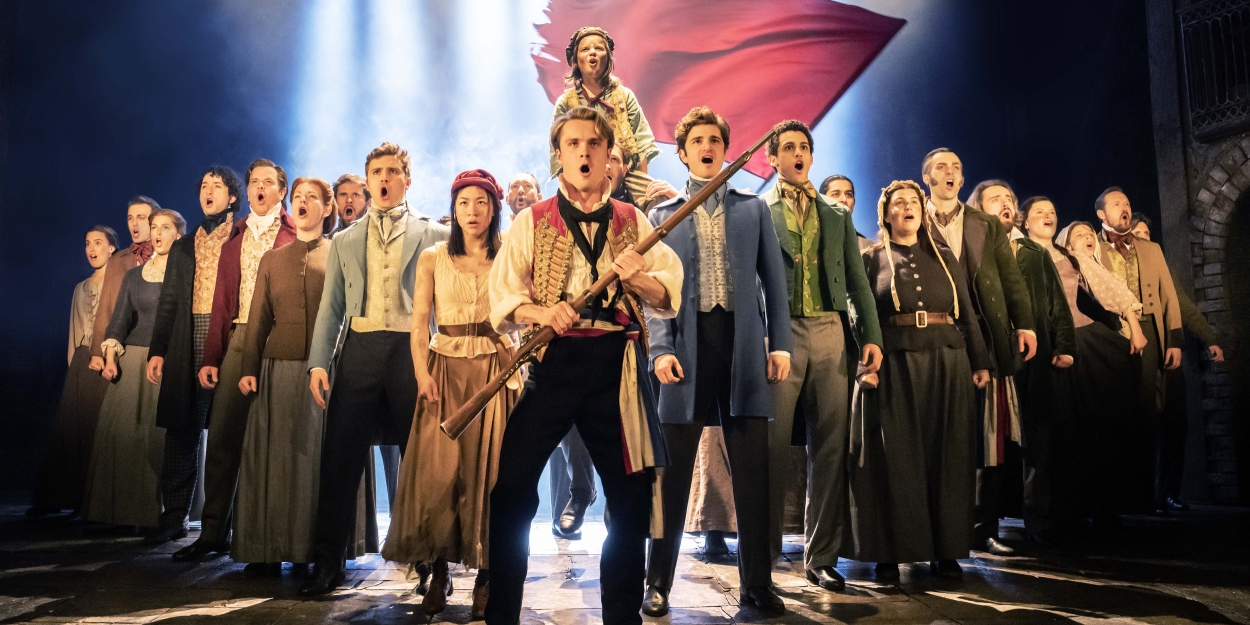 Photos: See the New Images of LES MISERABLES in the West End Photo