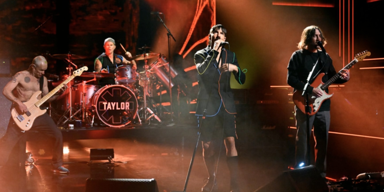 VIDEO: Red Hot Chili Pepper's Perform on THE TONIGHT SHOW STARRING ...