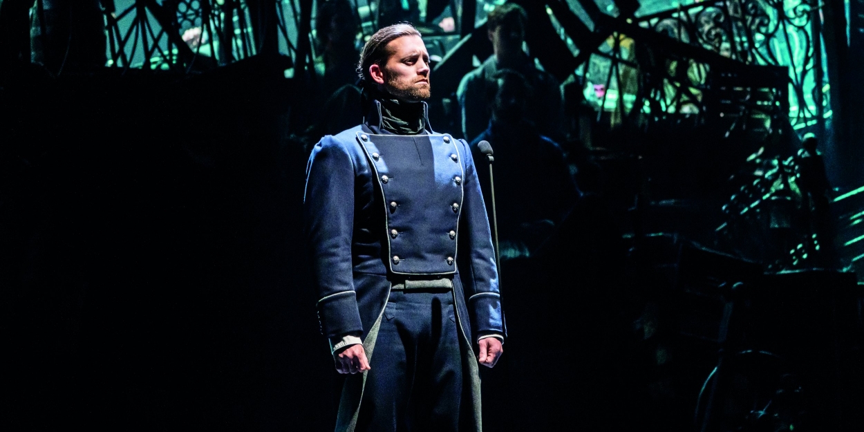 Photos Jon Robyns, Bradley Jaden, Lucie Jones and More Star in LES