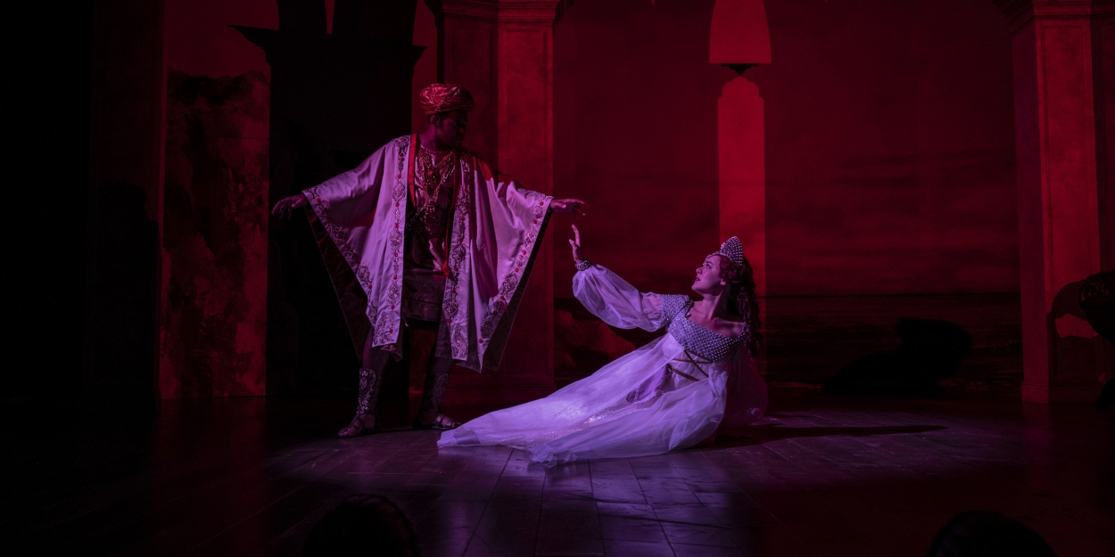 RED VELVET urzeka na premierze Shakespeare Theatre Company