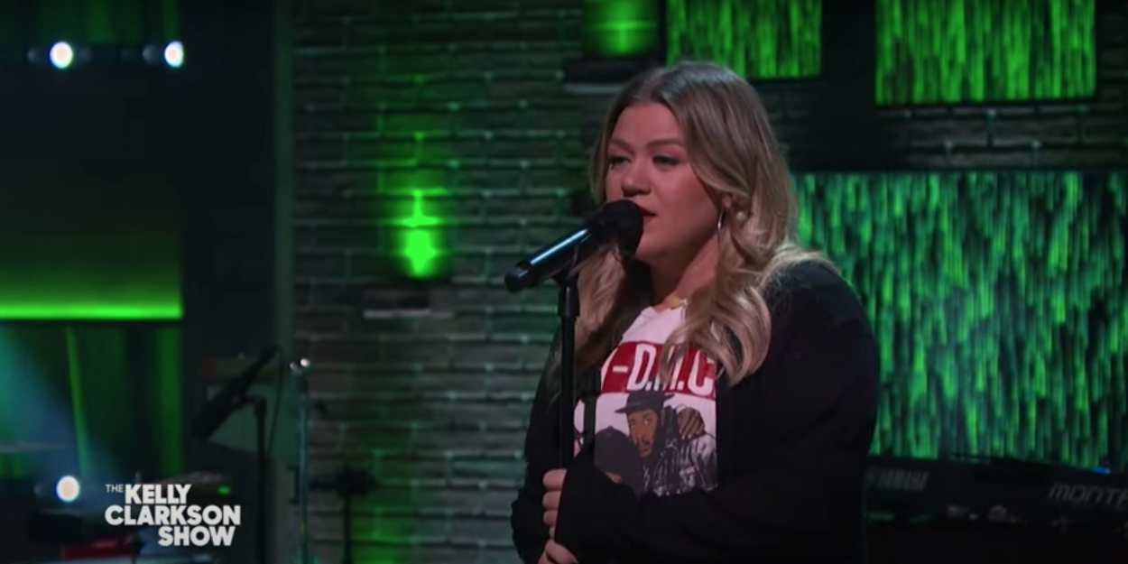 VIDEO: Kelly Clarkson Covers 'Price Tag' Video