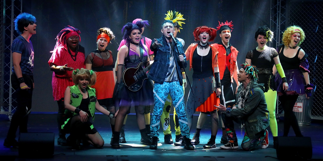 Review: WE WILL ROCK YOU is a Rock-Theatre Extravaganza! 