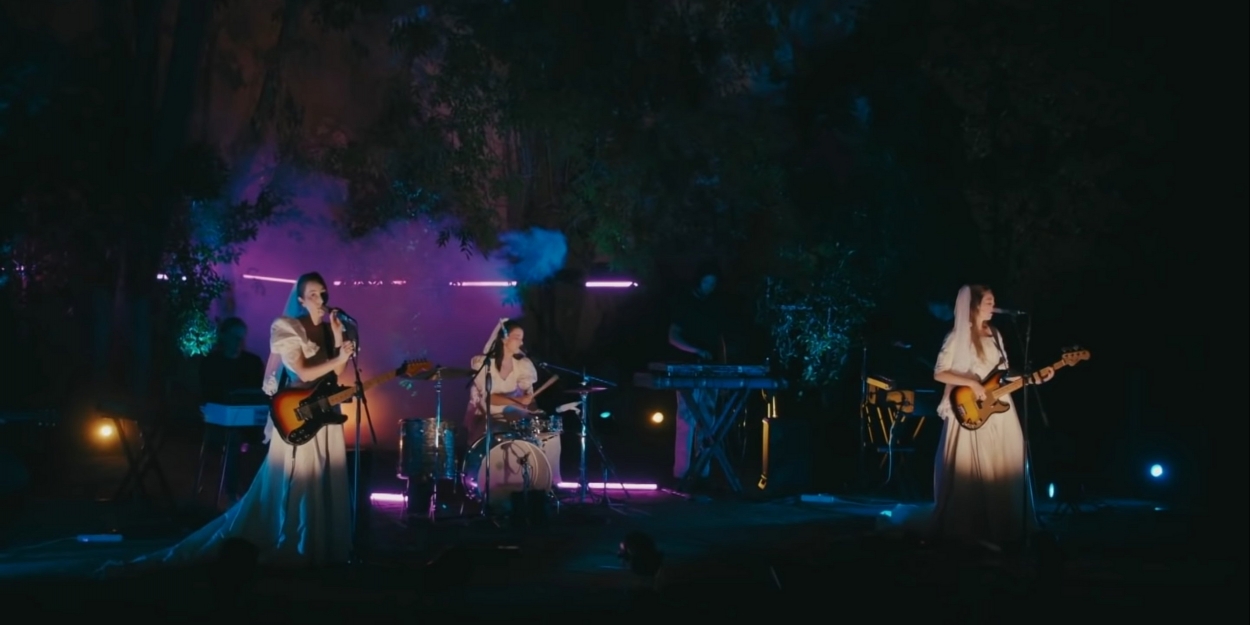 VIDEO: HAIM Performs '3 AM' on LATE NIGHT WITH SETH MEYERS Video