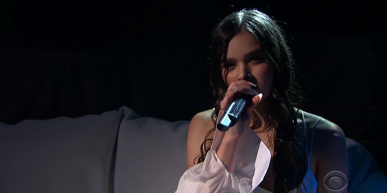Video Hailee Steinfeld Performs Wrong Direction On The Late Show With Stephen Colbert