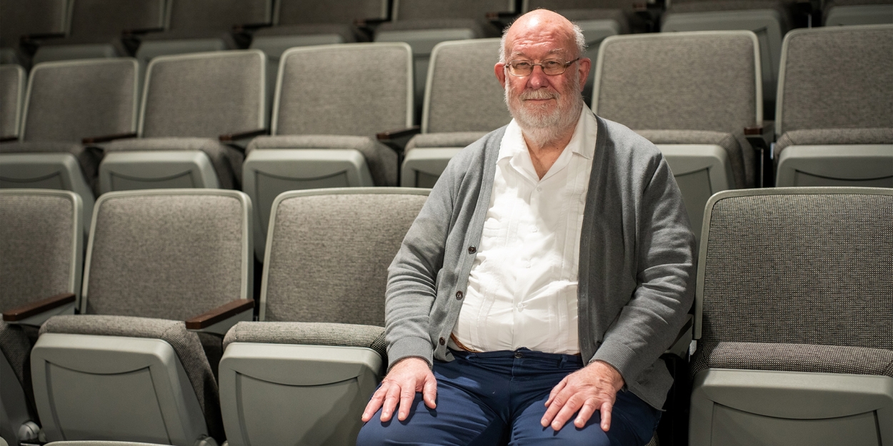 Raven Theatre Renames East Stage in Honor of Longtime Board Member Stephen Johnson 