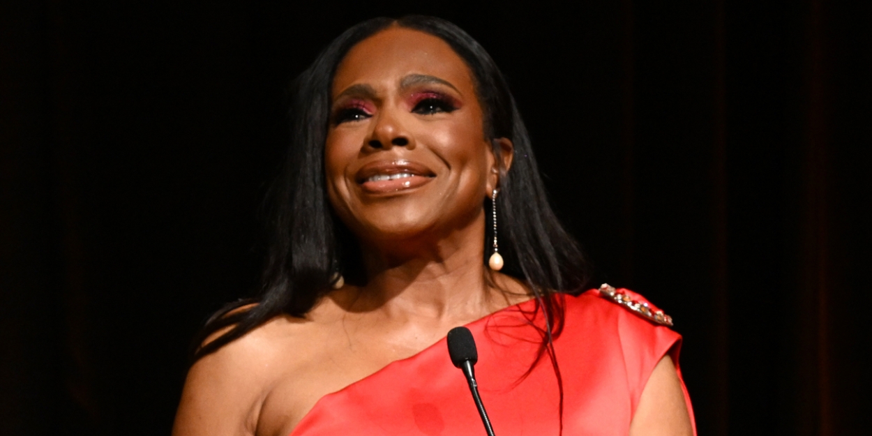 Sheryl Lee Ralph Honored at The Elizabeth Taylor Ball to End AIDS 