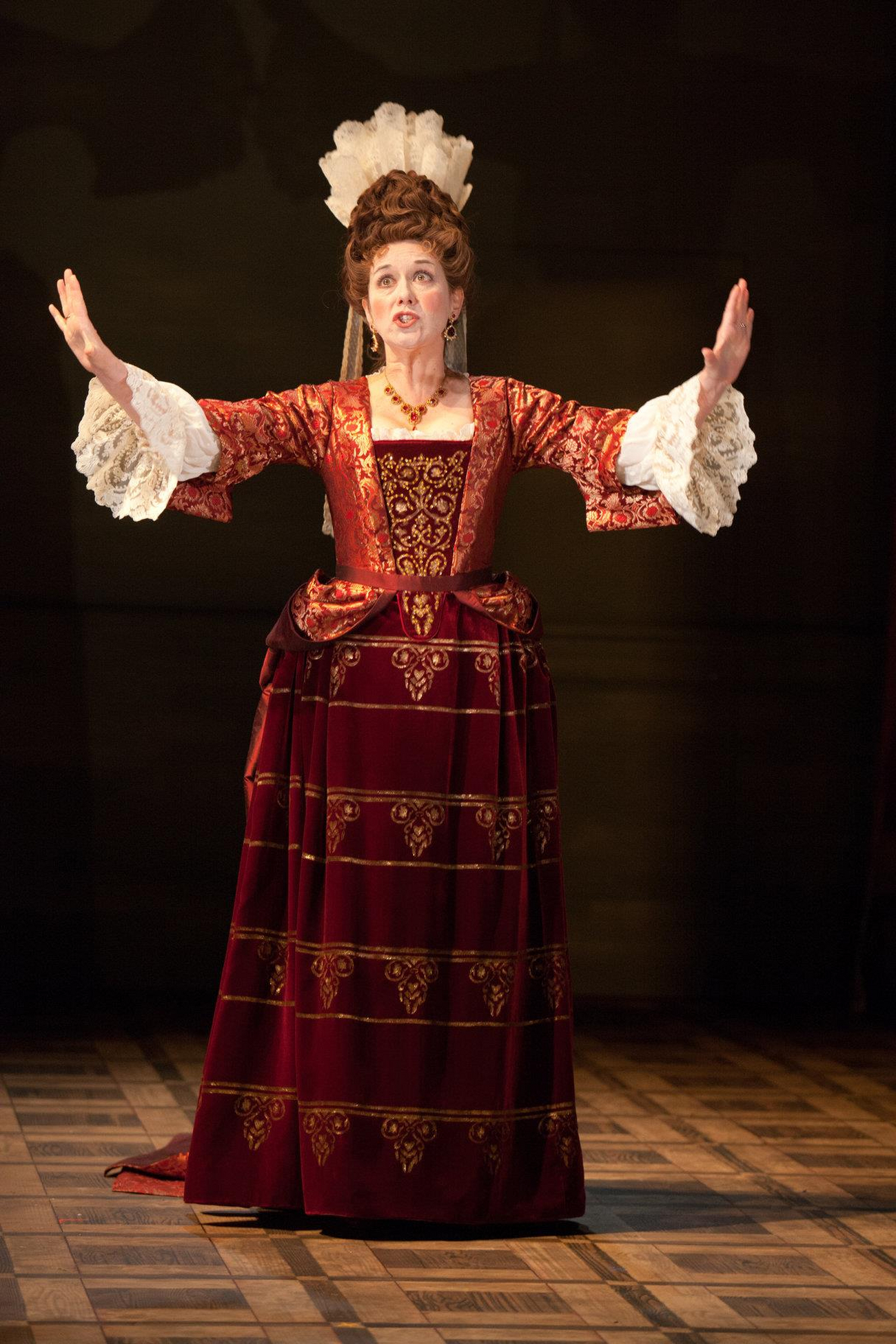 BWW Interview: Alexandra Gilbreath Talks THE PROVOKED WIFE