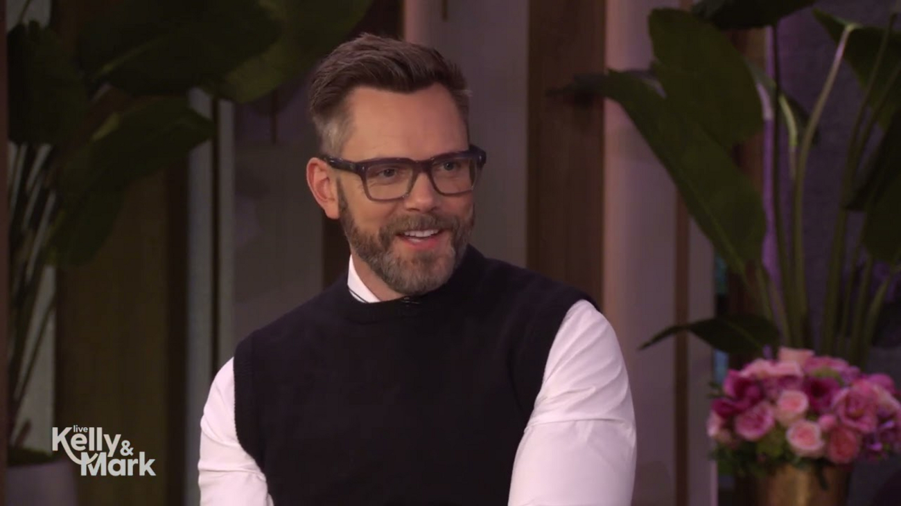 Joel McHale Says ANIMAL CONTROL's Animals Get Treated Better Than the Humans Video