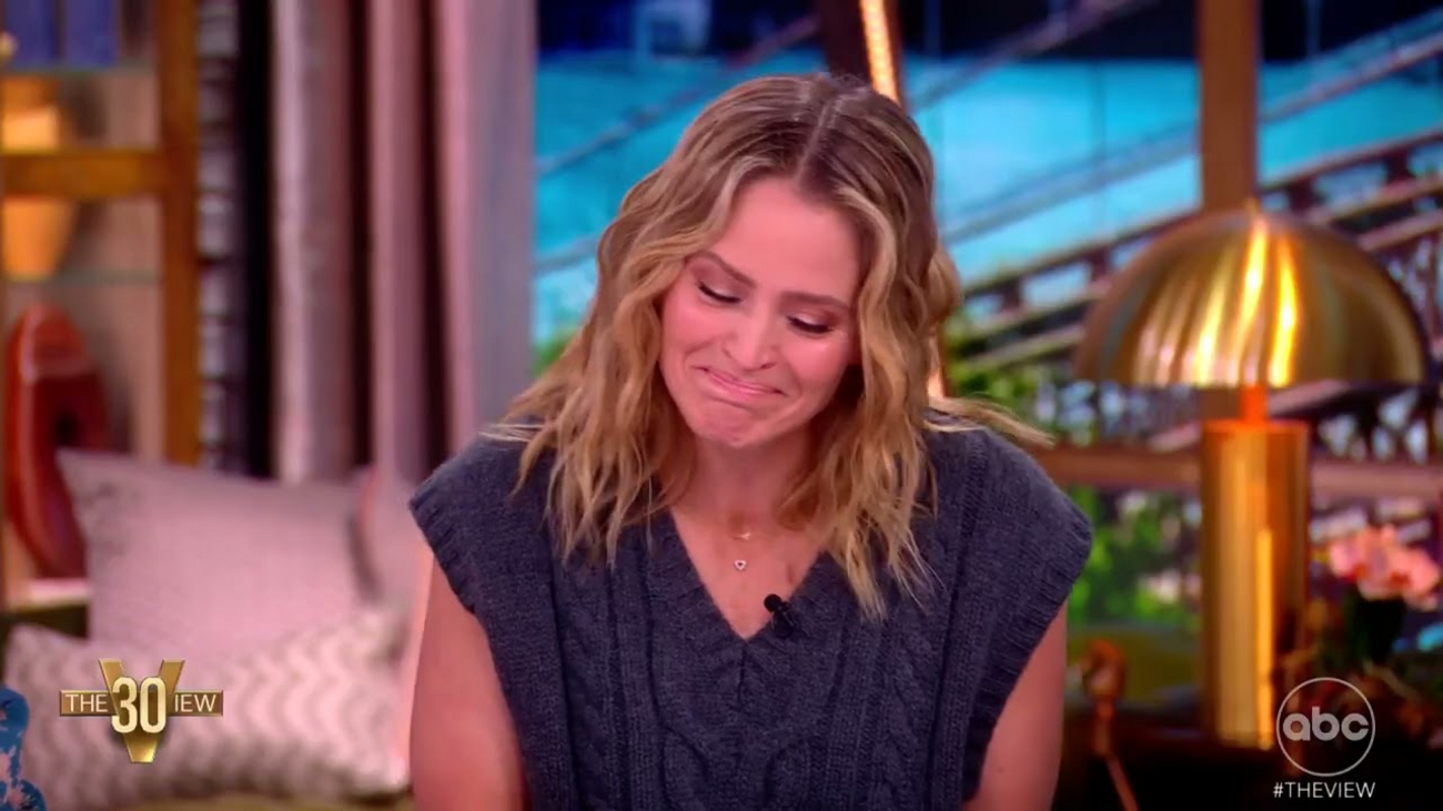 Ethan Hawke Talks THE WEIGHT Movie Stunts on THE VIEW Video