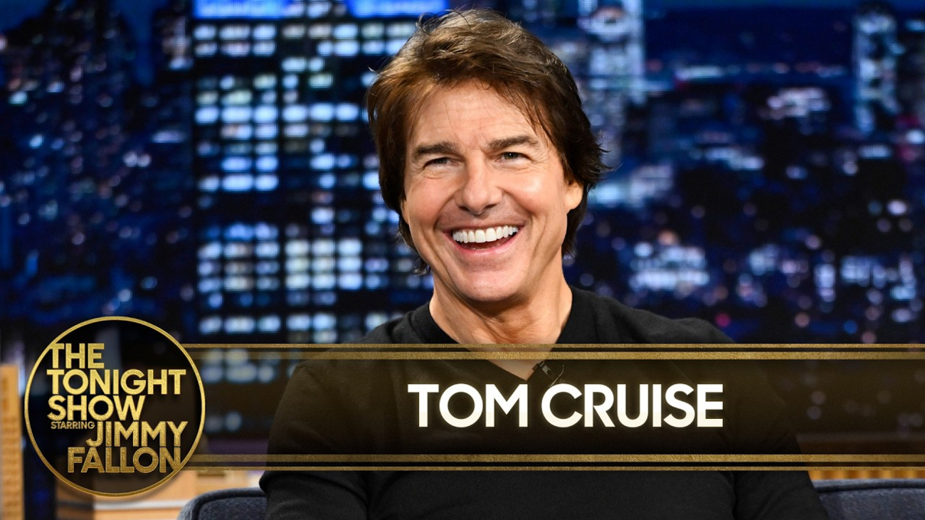 Tom Cruise Says Taylor Swift Was 'Schooling' Him at Chiefs Game on Fallon Photo