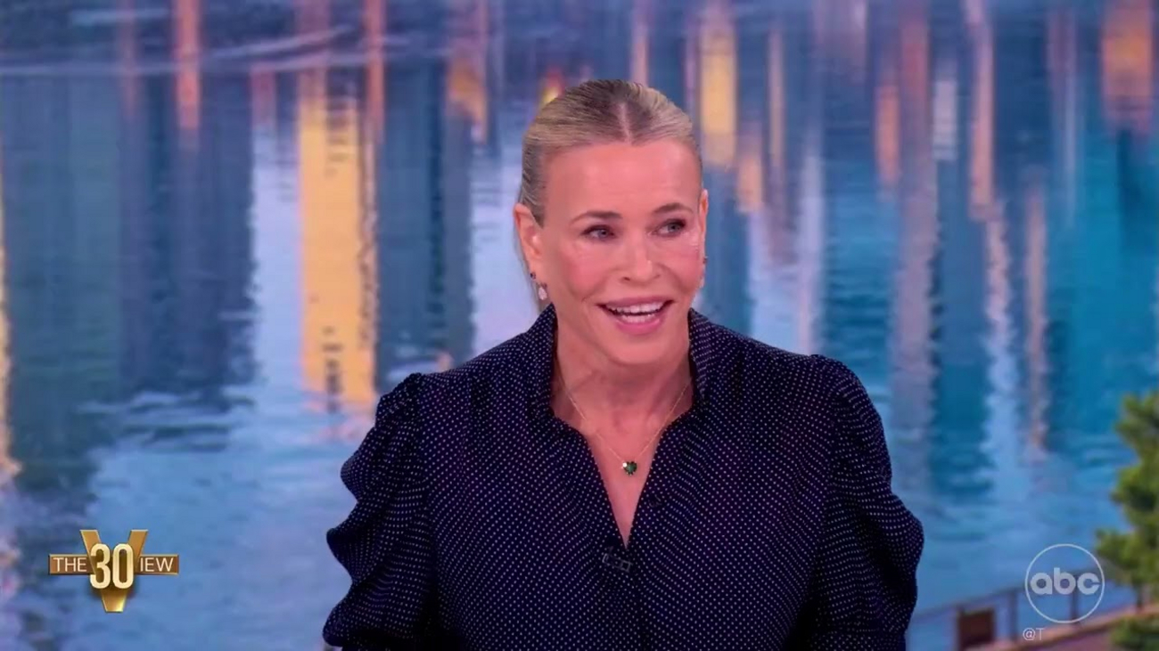Chelsea Handler Brings HIGH & MIGHTY TOUR To Florida And Texas After Skipping Them… Video