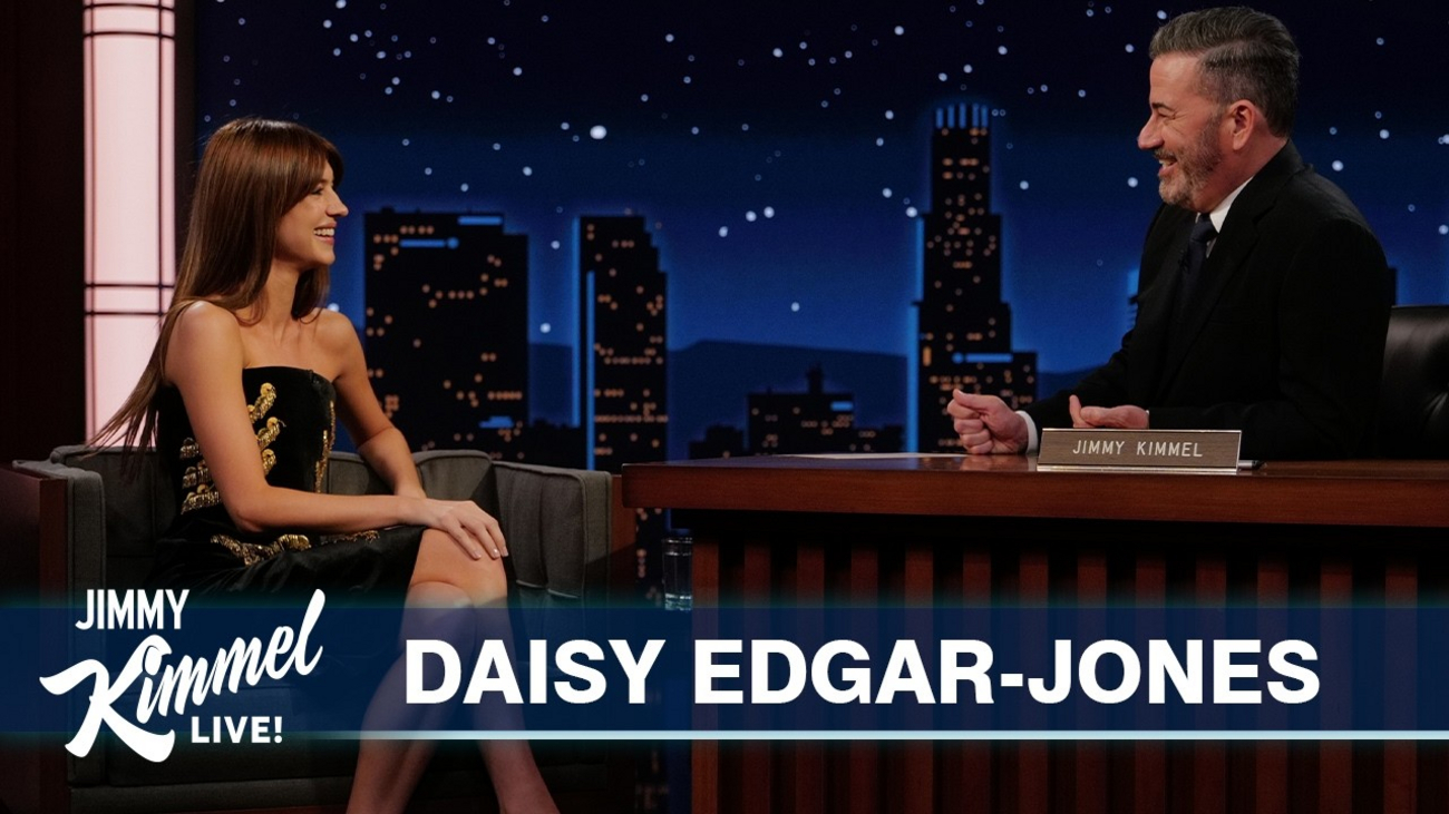 Daisy Edgar-Jones Recalls Meeting Spielberg at First Hollywood Party Photo