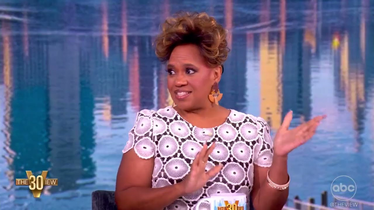 Chandra Wilson On 23 Seasons Playing Dr. Bailey On GREY'S ANATOMY Video