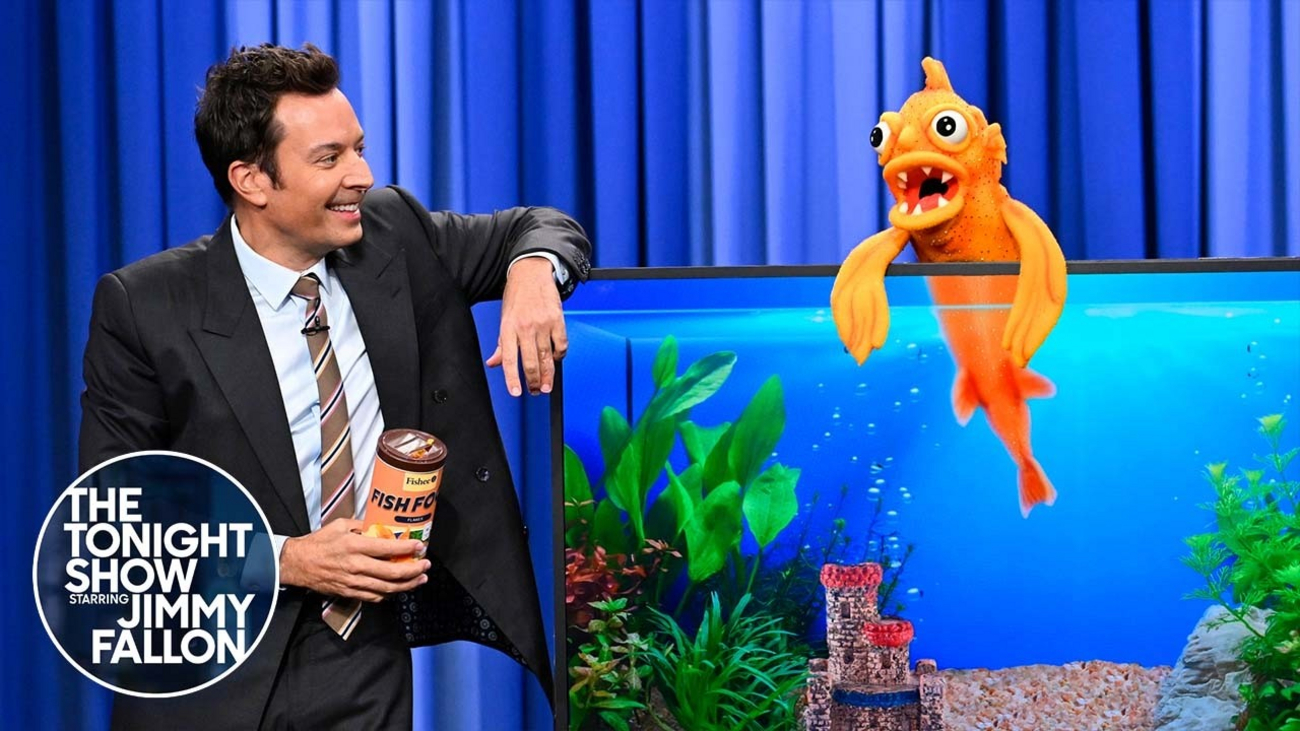 Jimmy Fallon Feeds and Chats With Tonight Show's Pet Fish Photo