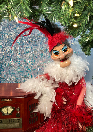 Puppet Madame Returns To Provincetown's Pilgrim House In MADAME'S FACE-FOR-RADIO HOLIDAY HOOTENANNY Image