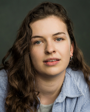Guest Blog: Lucy Gray from PRIDE & PREJUDICE* (*SORT OF) Talks Regency Chaos, Audience Connection and Queer Love in Jane Austen Image