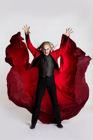 Pittsburgh Ballet Theatre's DRACULA Opens Next Week Image