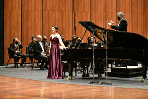 La Orquesta Sinfónica Nacional Y La Pianista Bárbara Prado Logran Empatía Musical Con Obra De Saint-Saëns 