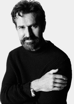 Rupert Everett to Star in John Mortimer's A VOYAGE ROUND MY FATHER Image