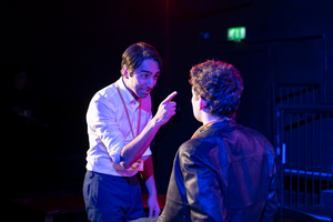 Review: BRILLIANT JERKS, Southwark Playhouse Borough Image
