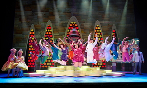 Broadway in Portland Presents HAIRSPRAY Beginning This Month Image