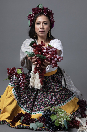MONARCAS Premieres At Queens Theatre Memorial Day Weekend Image