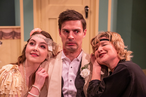 Review: HAY FEVER, The Mill at Sonning Image