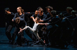 Crystal Pite Presents LIGHT OF PASSAGE at Den Norske Opera This Month 