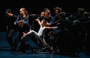 Crystal Pite Presents LIGHT OF PASSAGE at Den Norske Opera This Month Image