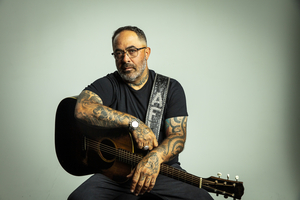 Aaron Lewis Brings His 2023 Acoustic Tour To Barbara B. Mann Performing Arts Hall, October 4 