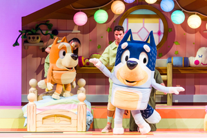BLUEY's First Live Stage Show To Raise Curtains In Theaters Across Canada! 