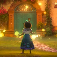Disney's ENCANTO Returns To The El Capitan Theatre with Pajama Party Screenings Video