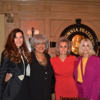 Photo Coverage: Candace Bushnell Talks at The Friars Club About Her New Book 'Is Ther Photo