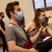 Photos: Inside Rehearsal for the FOOTLOOSE THE MUSICAL Tour Photo