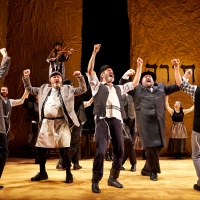 Photos: First Look at FIDDLER ON THE ROOF In Yiddish at New World Stages
