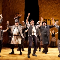 Photos: First Look at FIDDLER ON THE ROOF In Yiddish at New World Stages Video