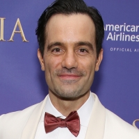 Wake Up With BWW 12/16: Broadway-Bound HOUDINI Musical in the Works, and More! Image