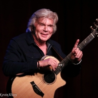 Photo Flash: John Davidson Returns To Birdland With TROUBADOR Video