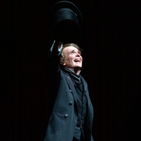 Photos: Jefferson Mays Takes His Bows at Opening Night of A CHRISTMAS CAROL Photo