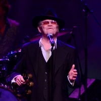 Photos: Micky Dolenz and Felix Cavaliere Bring 'THE LEGENDS LIVE!' to the Patchogue T Photo