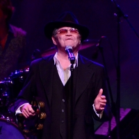 Photos: Micky Dolenz and Felix Cavaliere Bring 'THE LEGENDS LIVE!' to the Patchogue T Video