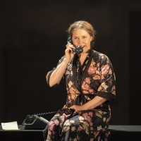 Photos: First Look at Amy Adams and More in THE GLASS MENAGERIE