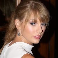 Taylor Swift Releases 'This Love (Taylor's Version)' Photo