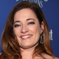 Wake Up With BWW 7/31: Casting Announced For THE ROSE TATTOO Starring Marisa Tomei, and More! Image
