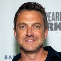 Raúl Esparza, J. Smith-Cameron And More Help THE 24 HOUR PLAYS: VIRAL MONOLOGUES Fun Photo