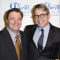 Wake Up With BWW 4/13: Lin-Manuel Miranda Helps Open Broadway Vaccination Site, and More! Image