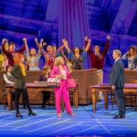 VIDEO: Reese Witherspoon Shares Inspiring Message with the Cast of LEGALLY BLONDE at  Video
